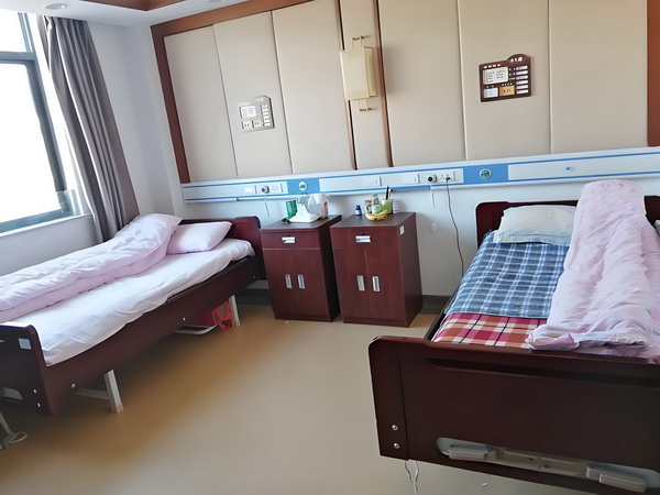 专科能入户深圳吗_董璇失去的口碑，竟然被自己9岁的女儿挽回了 被自己9岁会效的社益